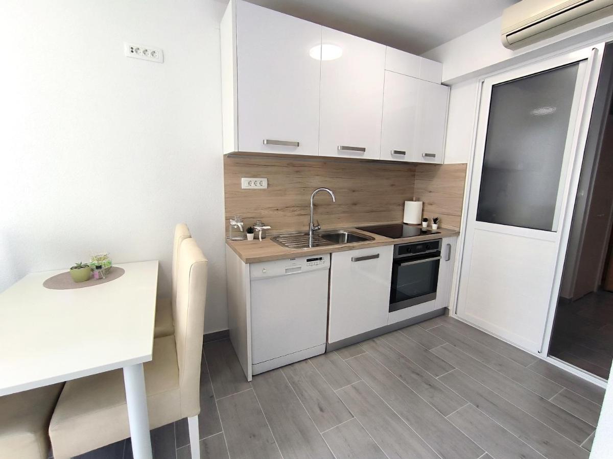 Apartment Makarska View Esterno foto